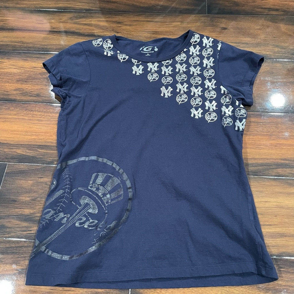 Yankees Tee
